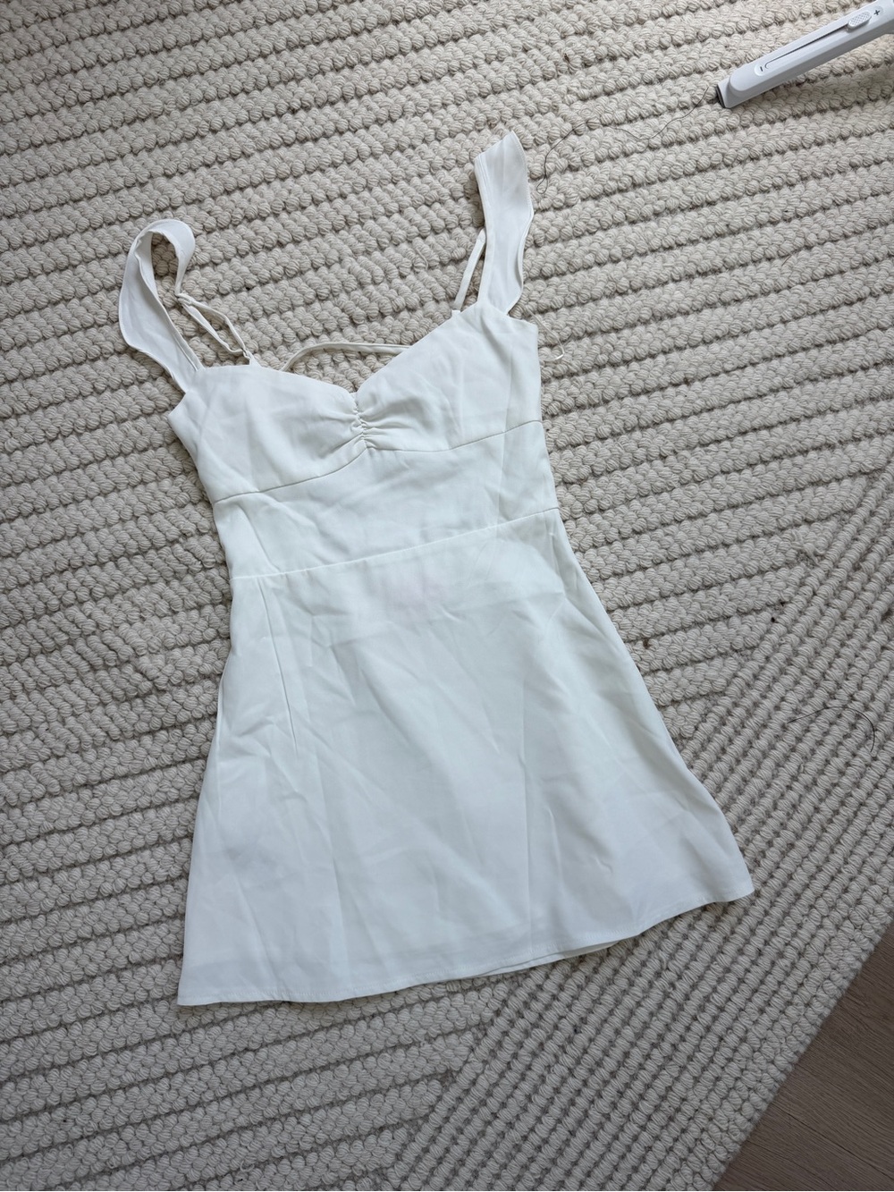 Edikted Cristina Ruffle Flare Mini Dress - Picture 3 of 6
